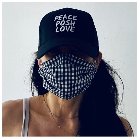 HOUNDSTOOTH MADE IN THE USA FACE MASK - Picture 2 of 8